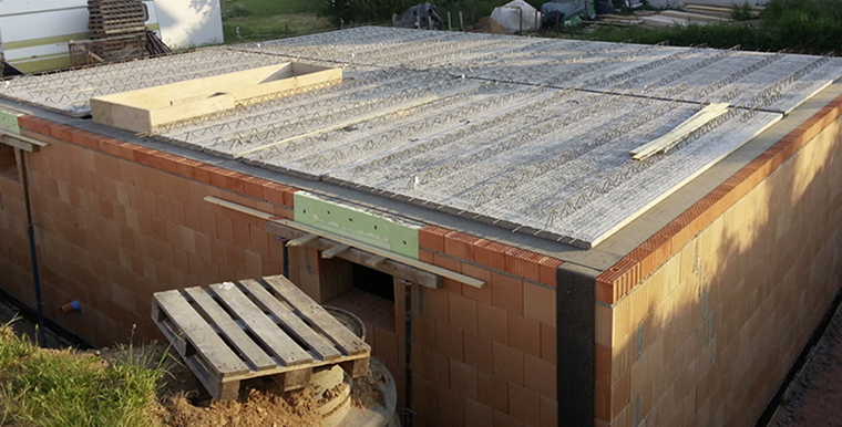 Romantisch schönes Foto mit roten Hausdächern